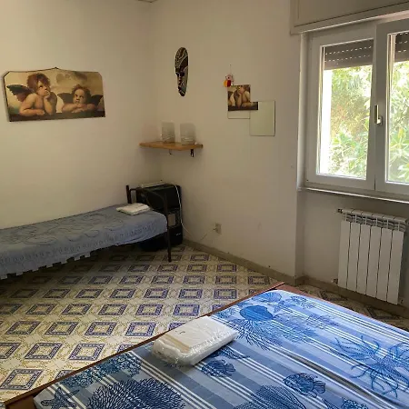 Marie Claire איסקיה