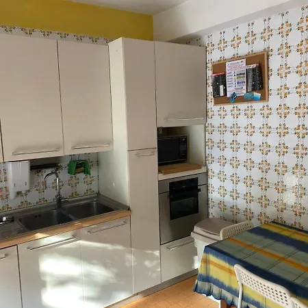 בית נופש Marie Claire איסקיה