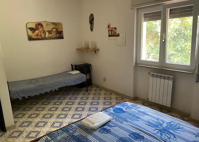 Marie Claire Ίσκια